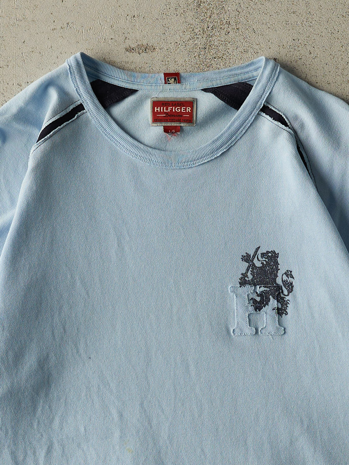 Vintage Y2K Baby Blue Tommy Hilfiger Embroidered Tee (L/XL)