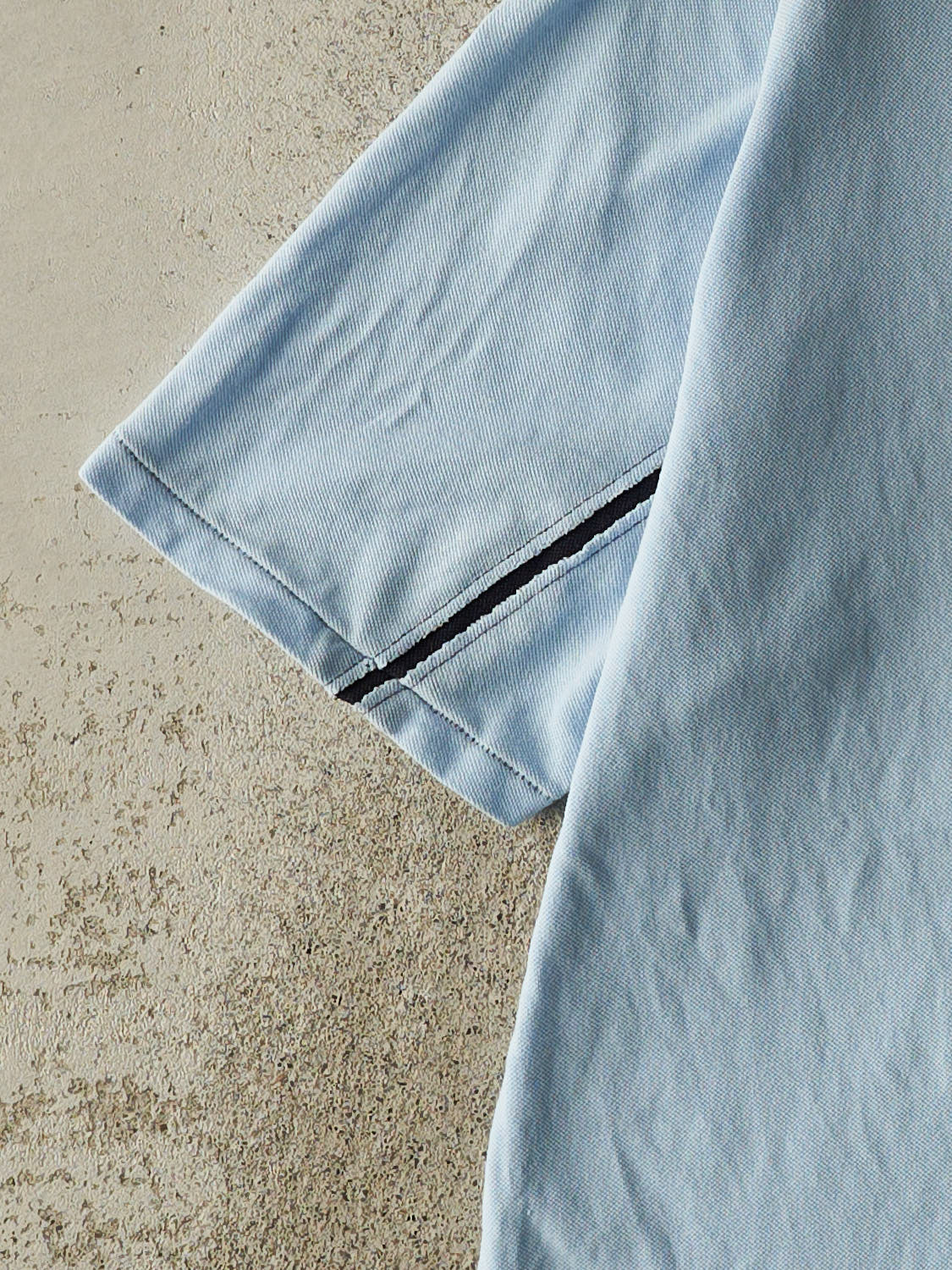 Vintage Y2K Baby Blue Tommy Hilfiger Embroidered Tee (L/XL)
