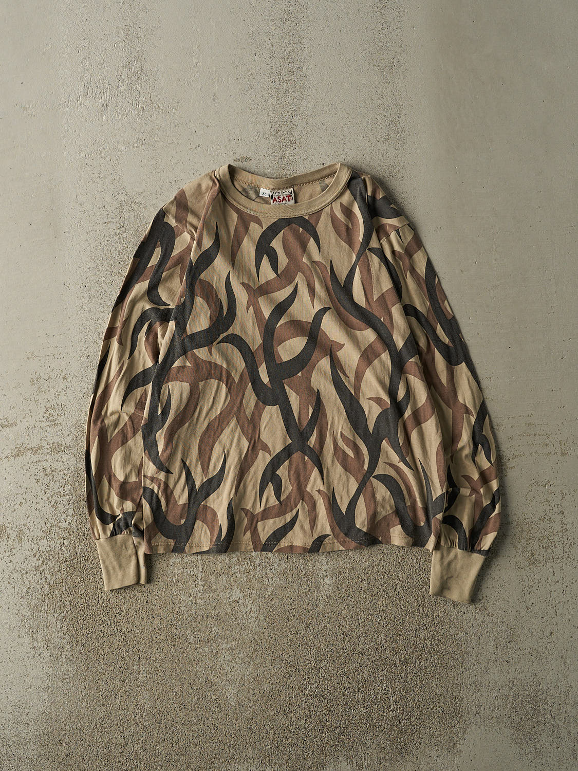 Vintage 90s Beige & Brown Camo Patterned Long Sleeve (M)