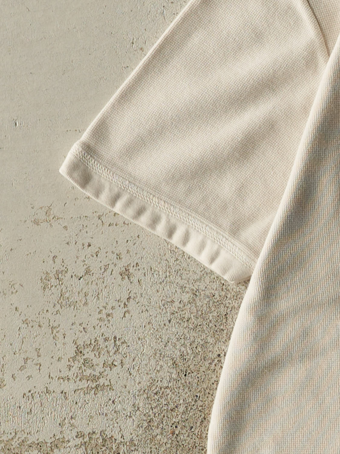 Vintage 90s Beige Blank Textured Tee (M/L)