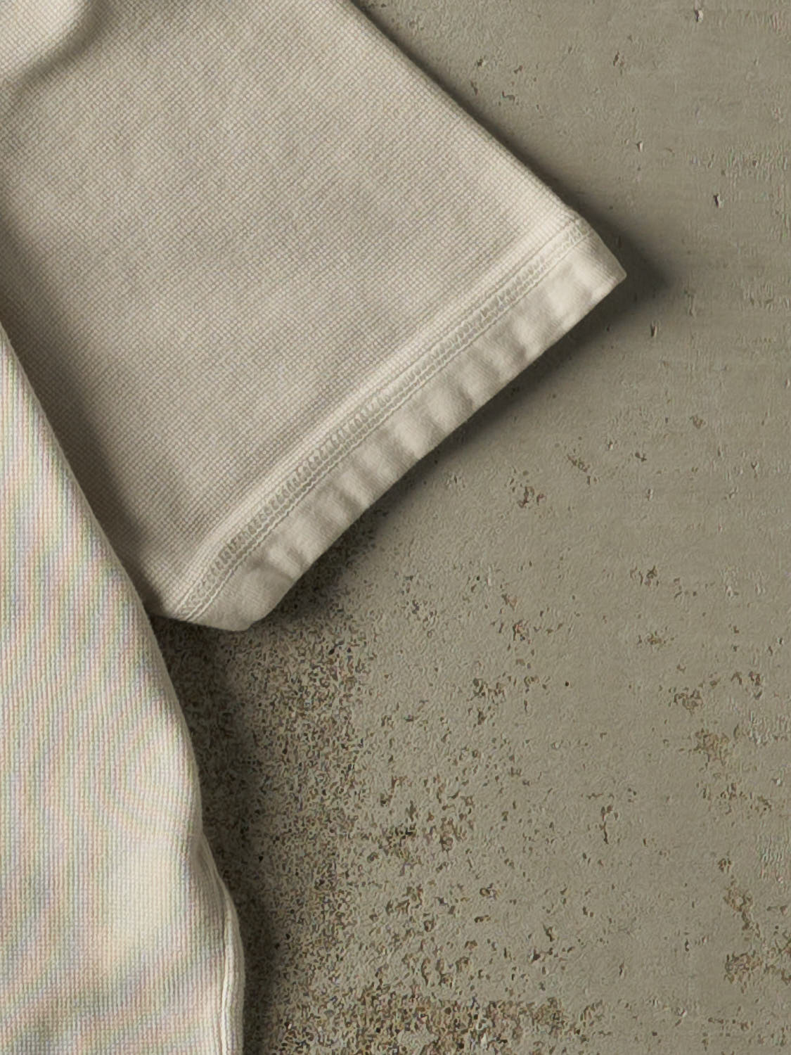 Vintage 90s Beige Blank Textured Tee (M/L)