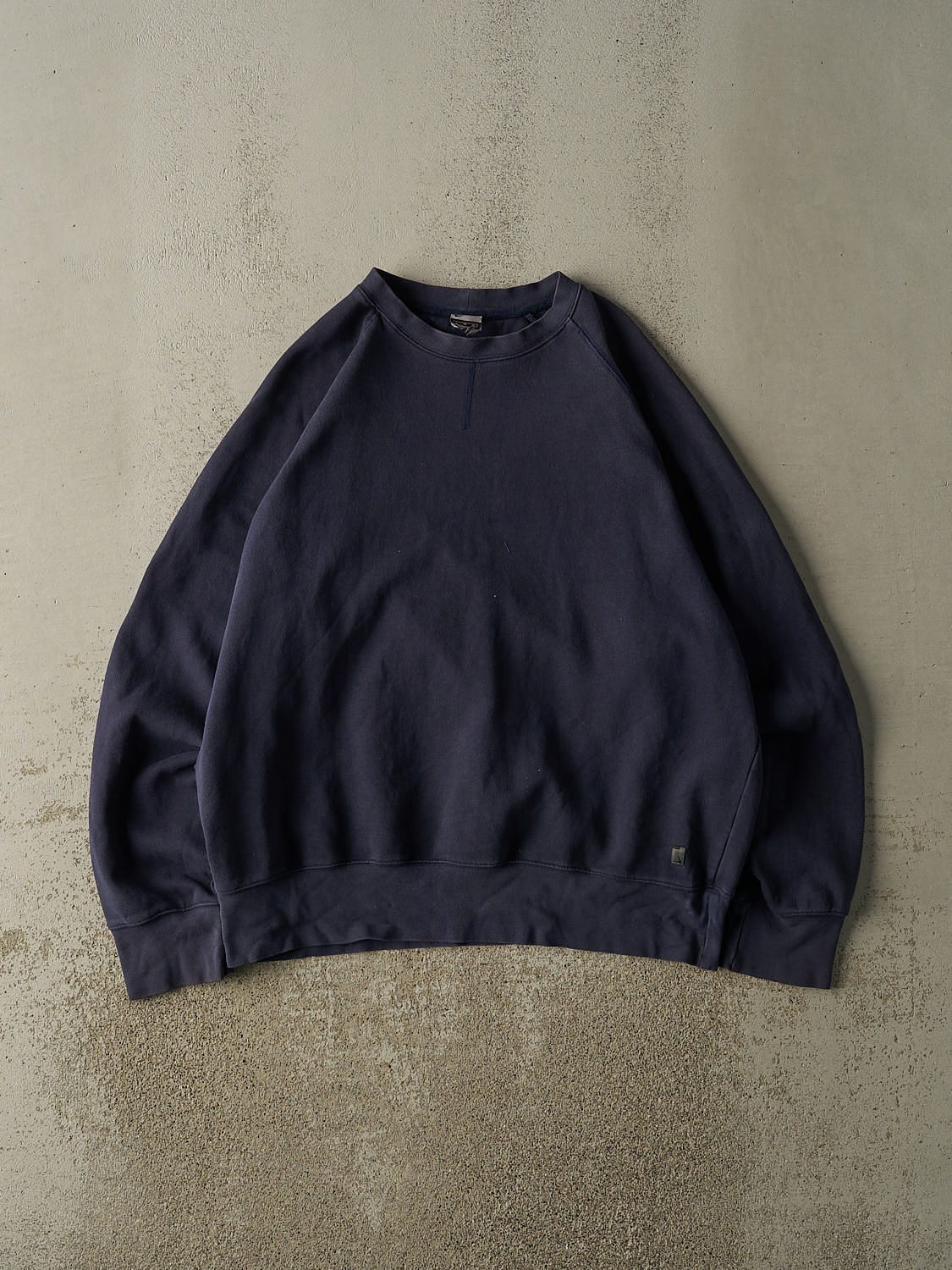 Vintage Y2K Navy Blue Nike Blank Crewneck (L/XL)