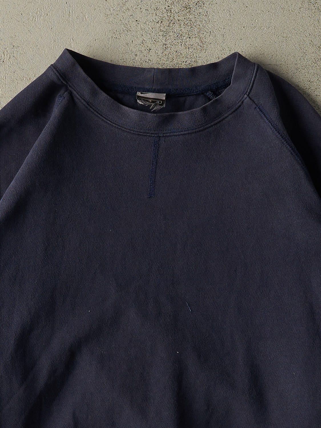 Vintage Y2K Navy Blue Nike Blank Crewneck (L/XL)