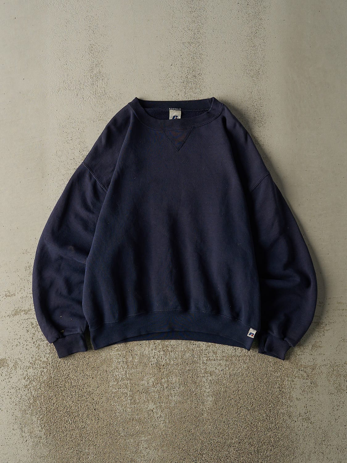 Vintage Y2K Navy Blue Russell Athletic Blank Crewneck (S/M)