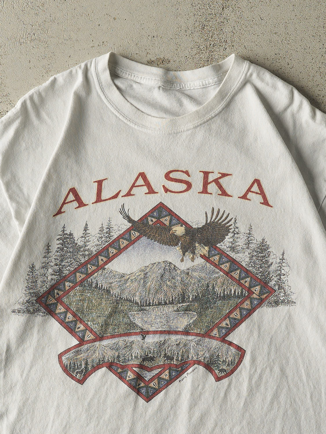 Vintage 90s White Alaska Tee (L)