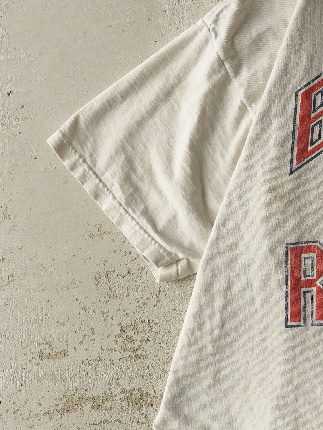 Vintage 97' White Boston Red Sox Tee (L/XL)