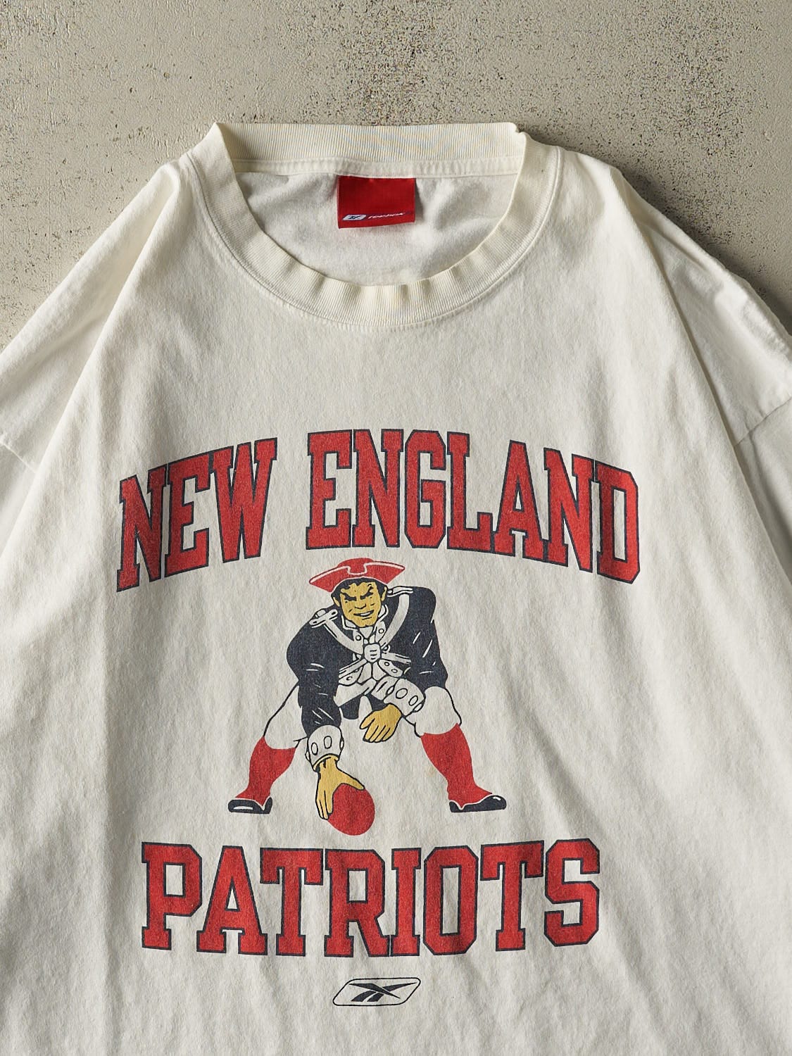 Vintage 90s White Reebok New England Patriots Long Sleeve (XL/XXL)