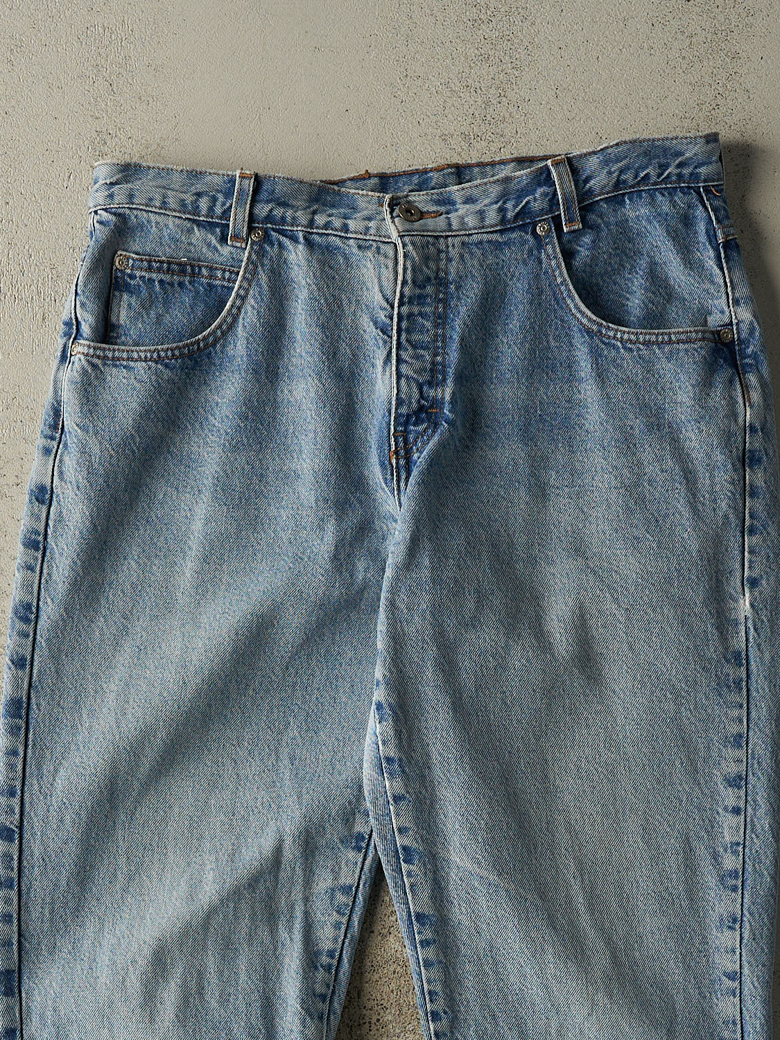 Vintage 90s Light Wash Jeans (35x28)