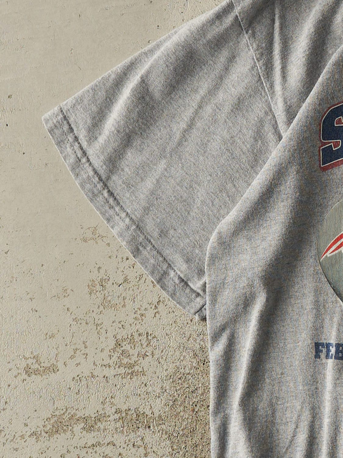 Vintage 04' Grey Super Bowl XXXVIII Tee (M/L)