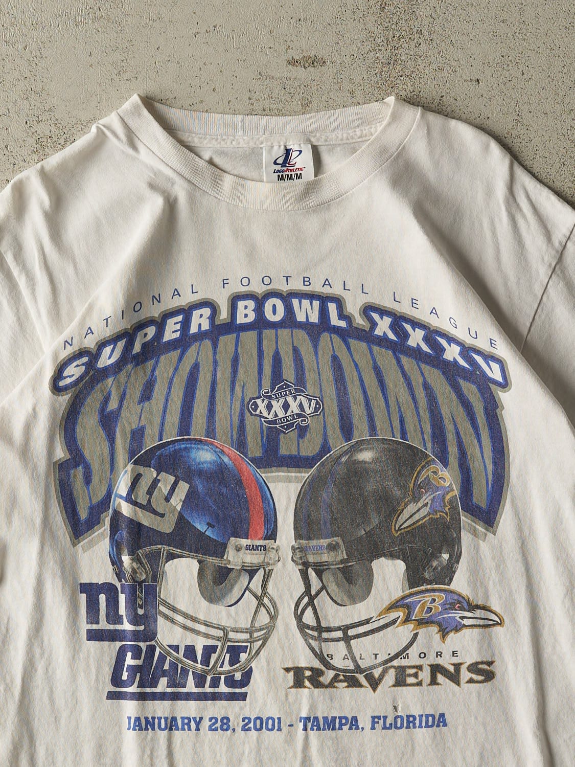 Vintage 01' White Super Bowl XXXV Tee (S/M)