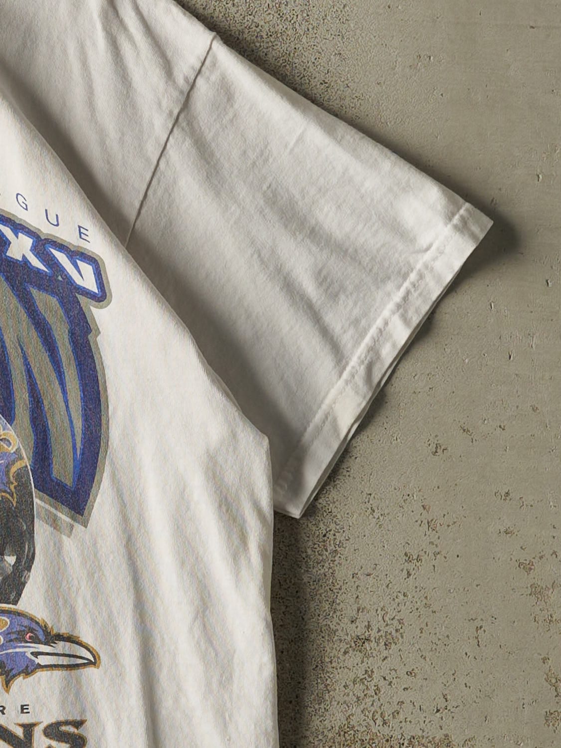 Vintage 01' White Super Bowl XXXV Tee (S/M)