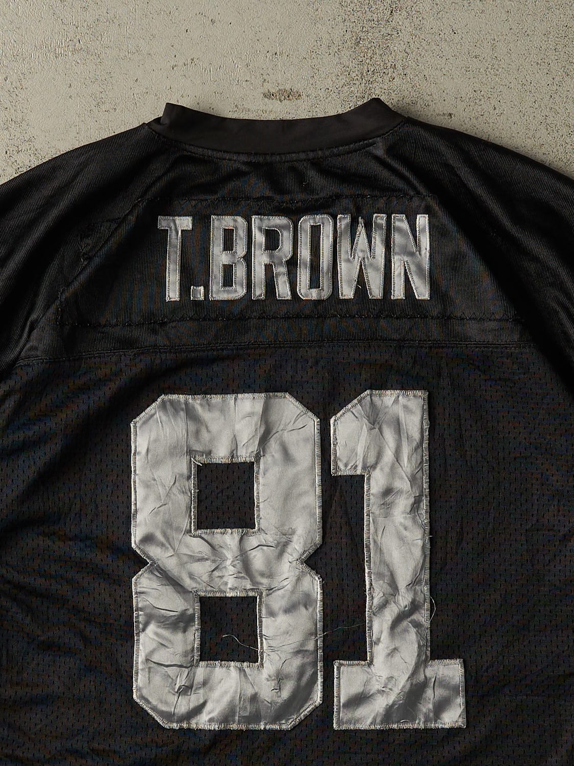 Vintage 94' Black Oakland Raiders #81 T. Brown Jersey (S/M)