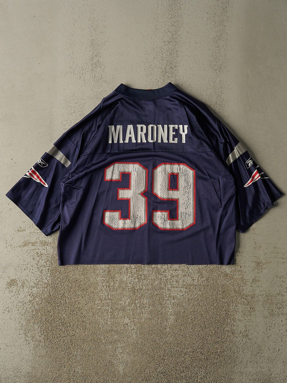 Vintage Y2K Navy Blue New England Patriots #39 Maroney Jersey (L)