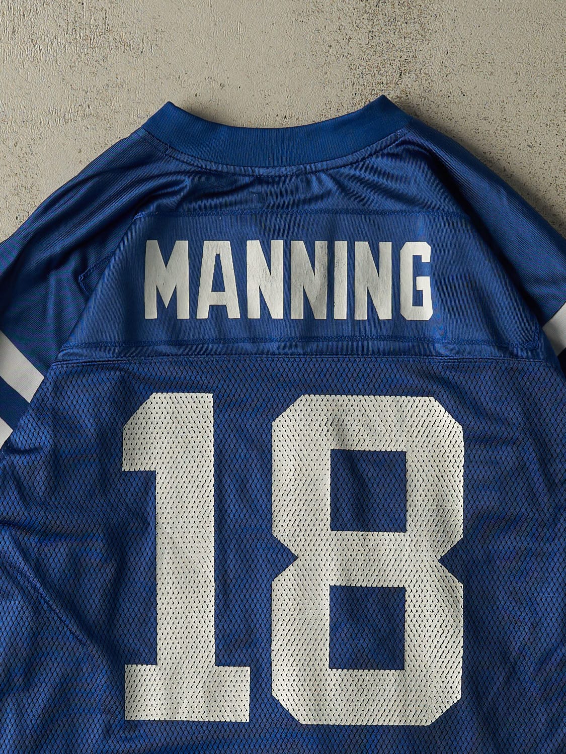 Vintage Y2K Blue Indianapolis Colts #18 Manning Jersey (S/M)