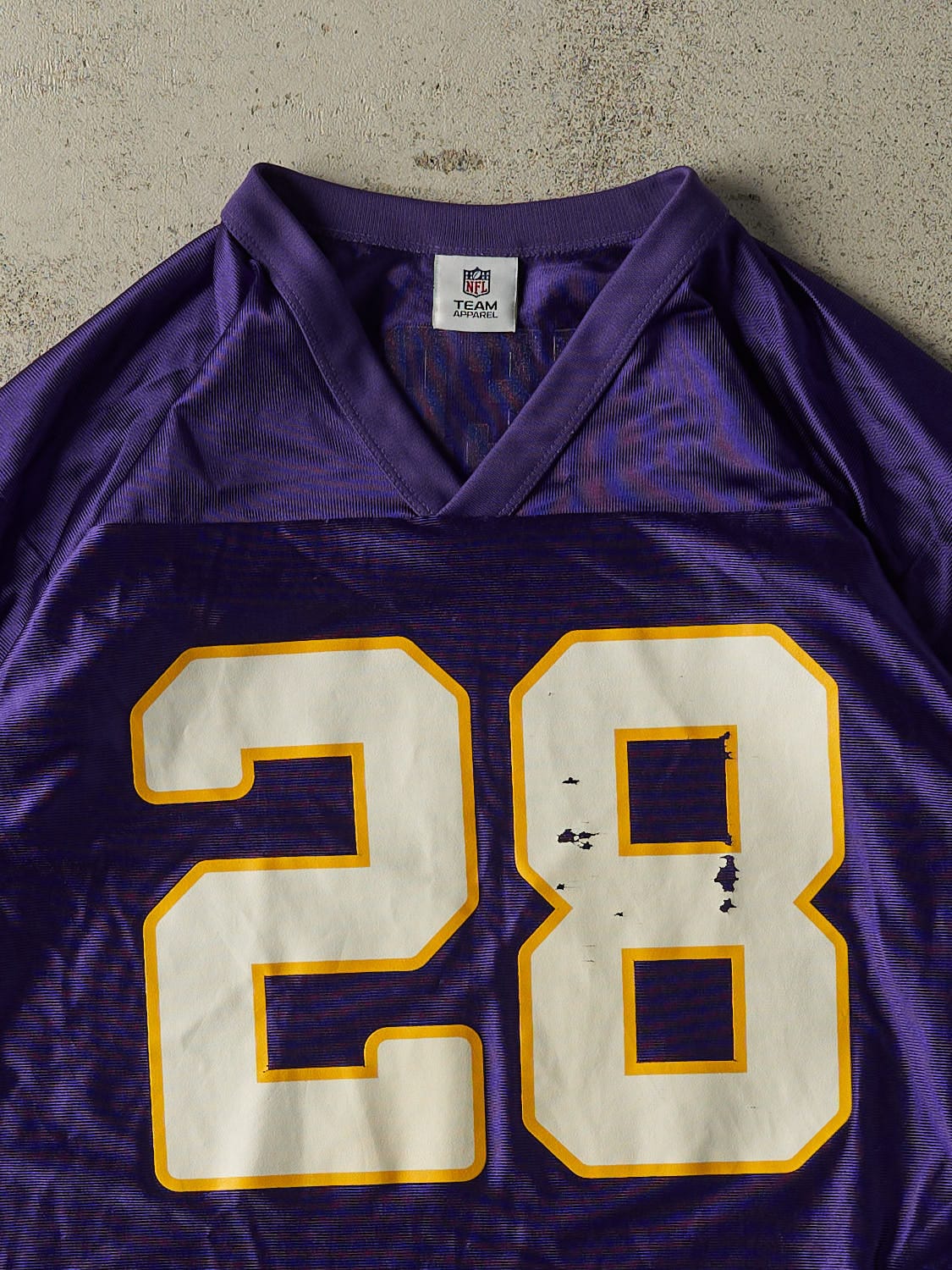 Vintage Y2K Purple Minnesota Vikings #28 Adrian Peterson Jersey (S/M)
