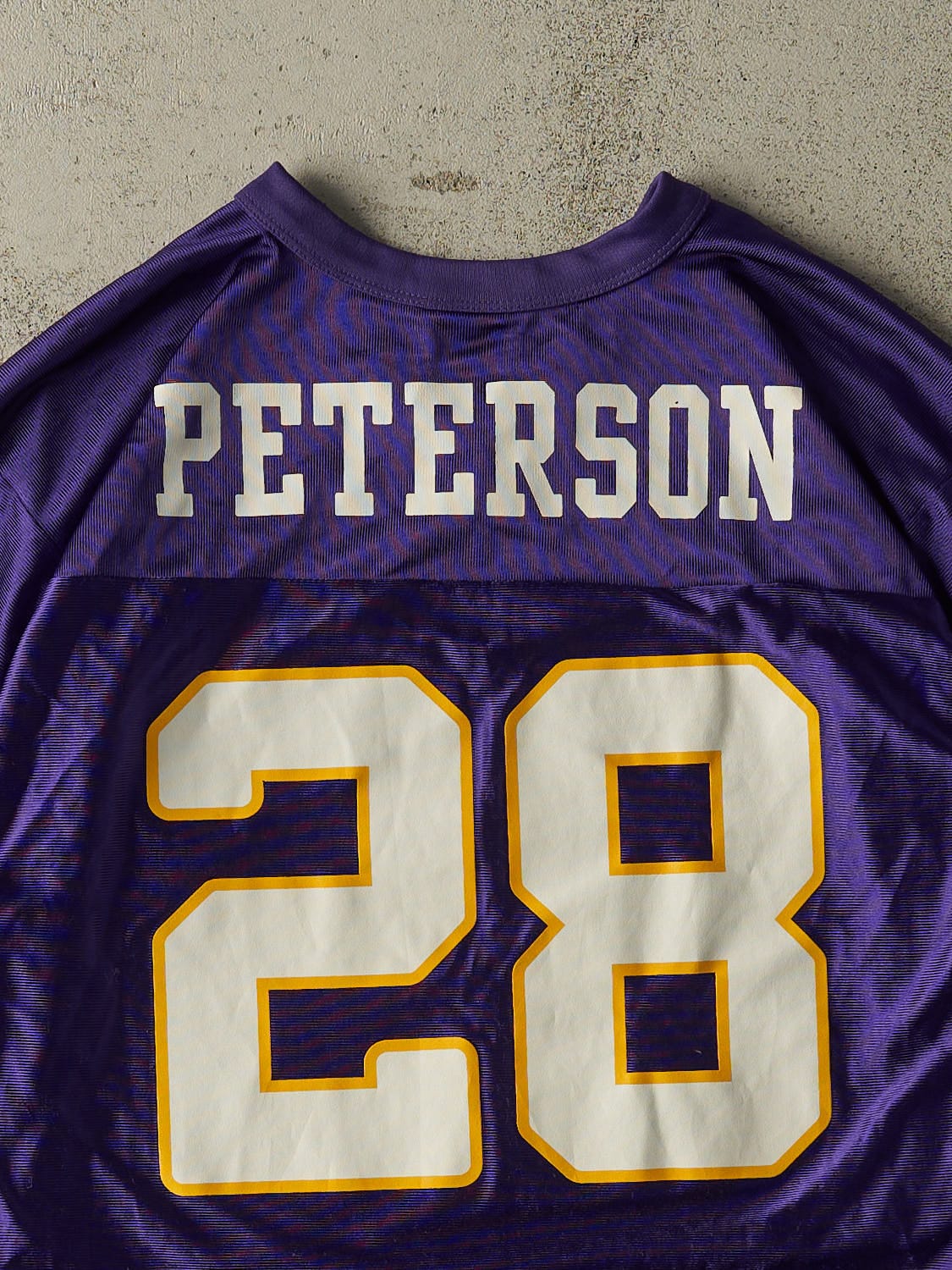Vintage Y2K Purple Minnesota Vikings #28 Adrian Peterson Jersey (S/M)