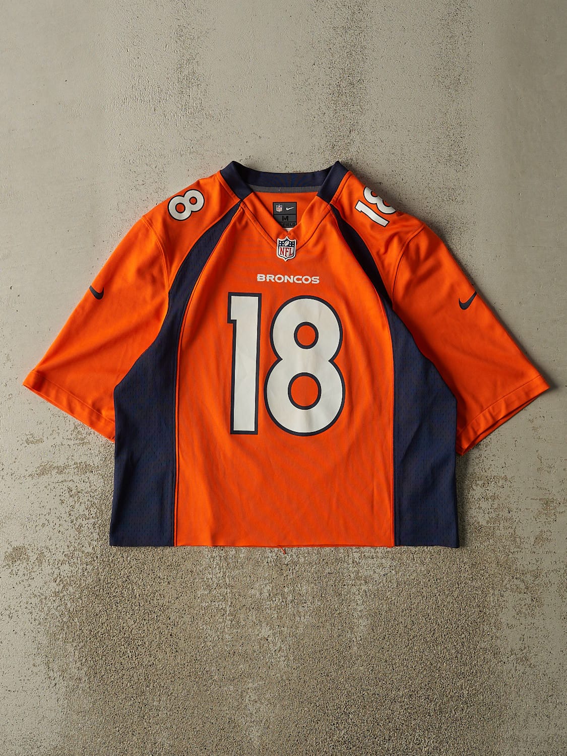 Vintage Y2K Orange Denver Broncos #18 Peyton Manning Jersey (S/M)
