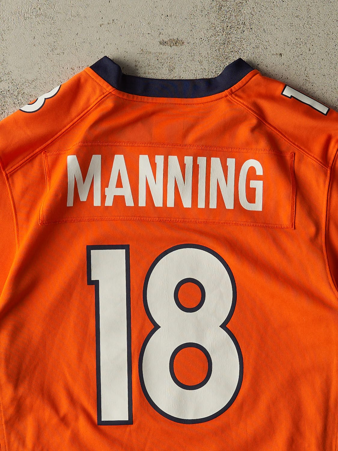 Vintage Y2K Orange Denver Broncos #18 Peyton Manning Jersey (S/M)