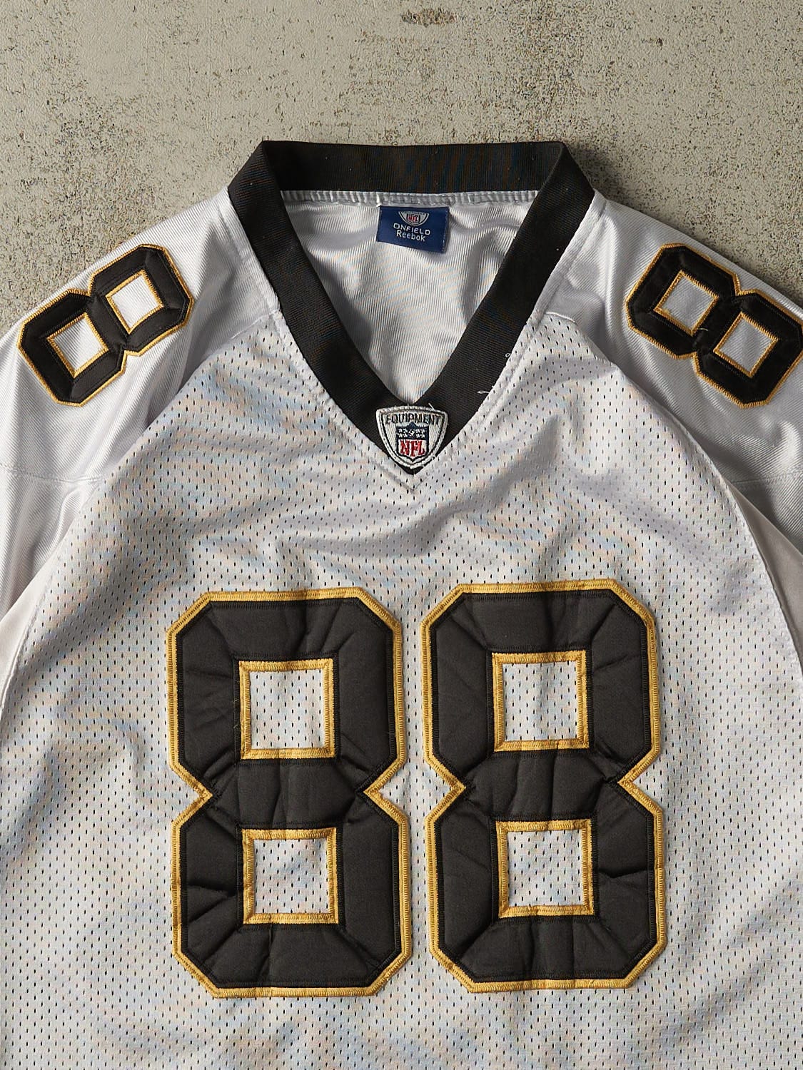 Vintage Y2K White New Orleans Saints #88 Shockey Jersey (S/M)
