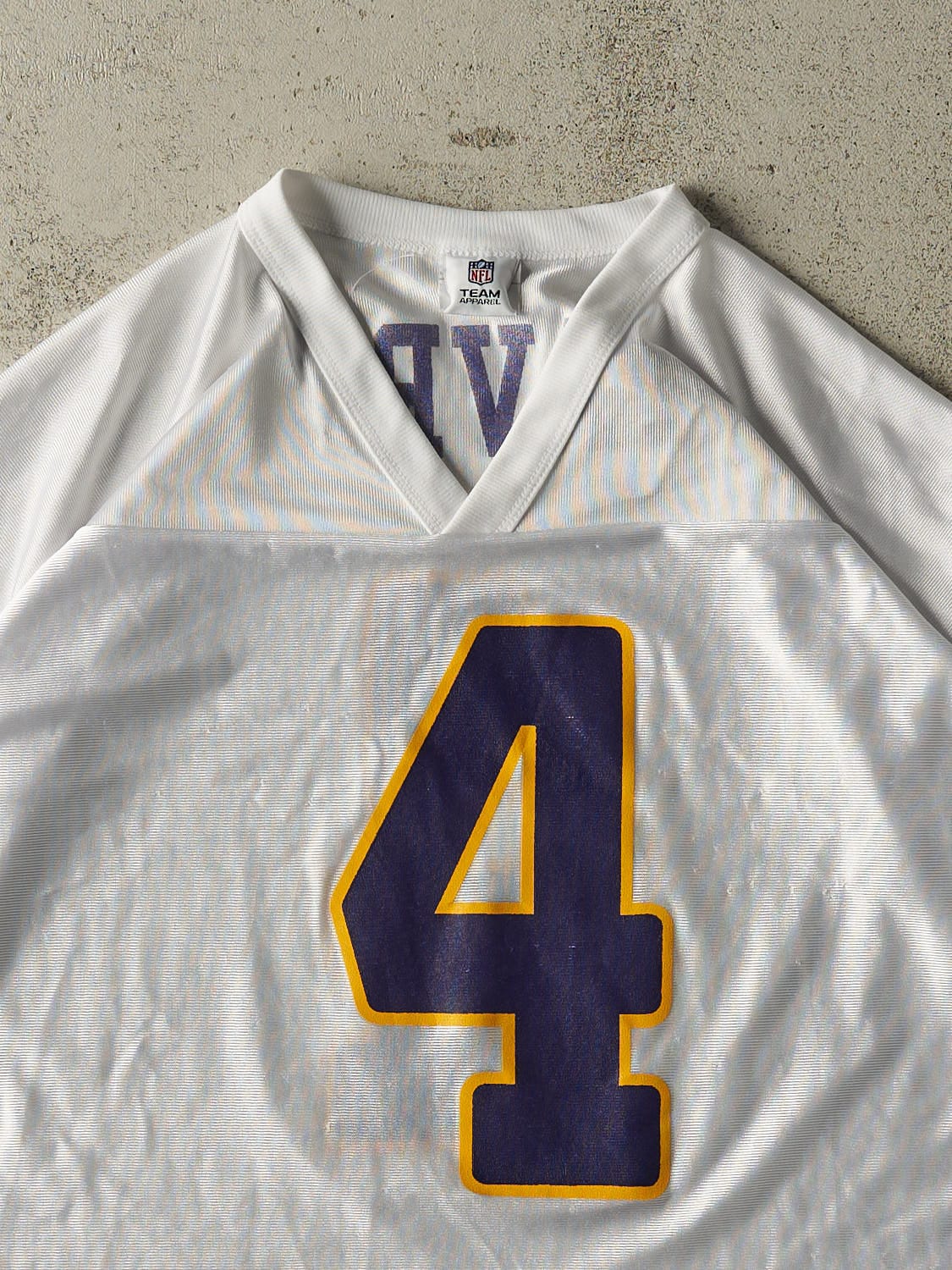 Vintage Y2K White Minnesota Vikings #4 Brett Favre Jersey (M/L)
