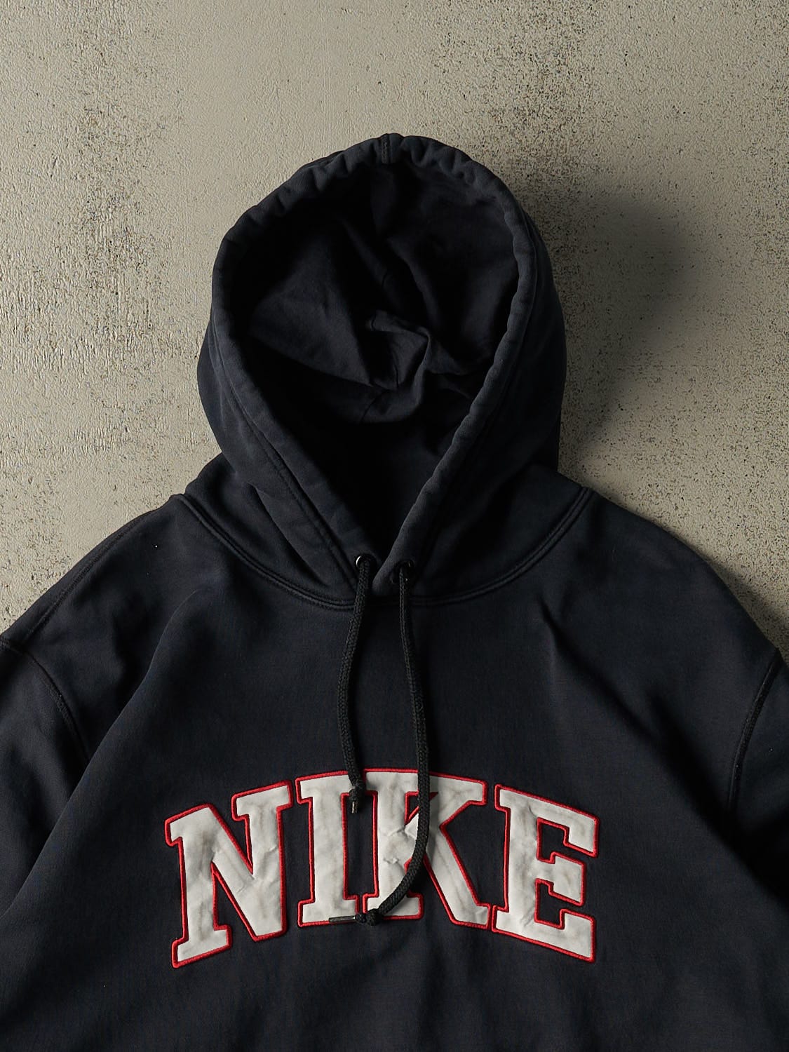 Vintage Y2K Black Nike Embroidered Hoodie (L/XL)