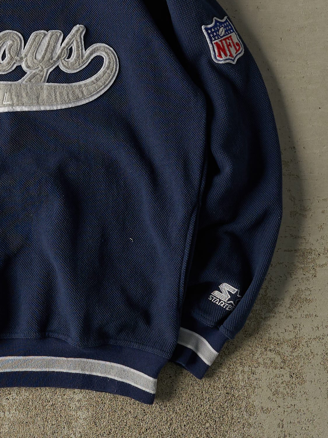 Vintage 90s Navy Blue Dallas Cowboys Starter Embroidered Crewneck (L/XL)