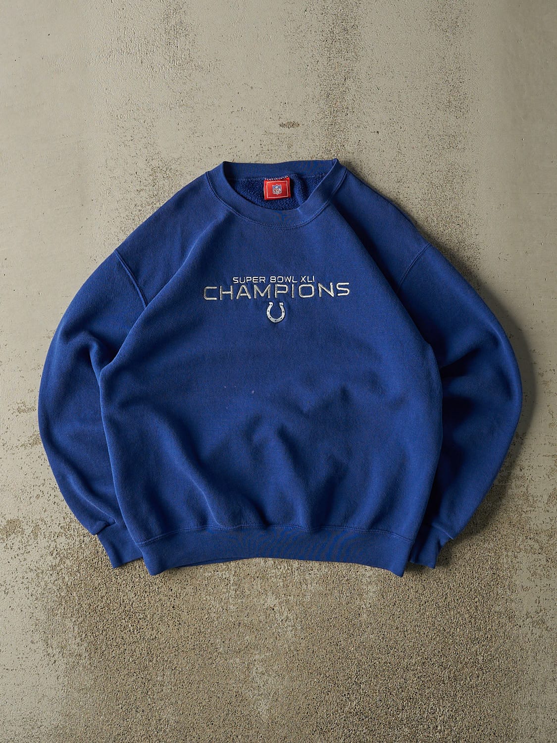 Vintage 07' Blue Indianapolis Colts Super Bowl Champions Crewneck (S/M)