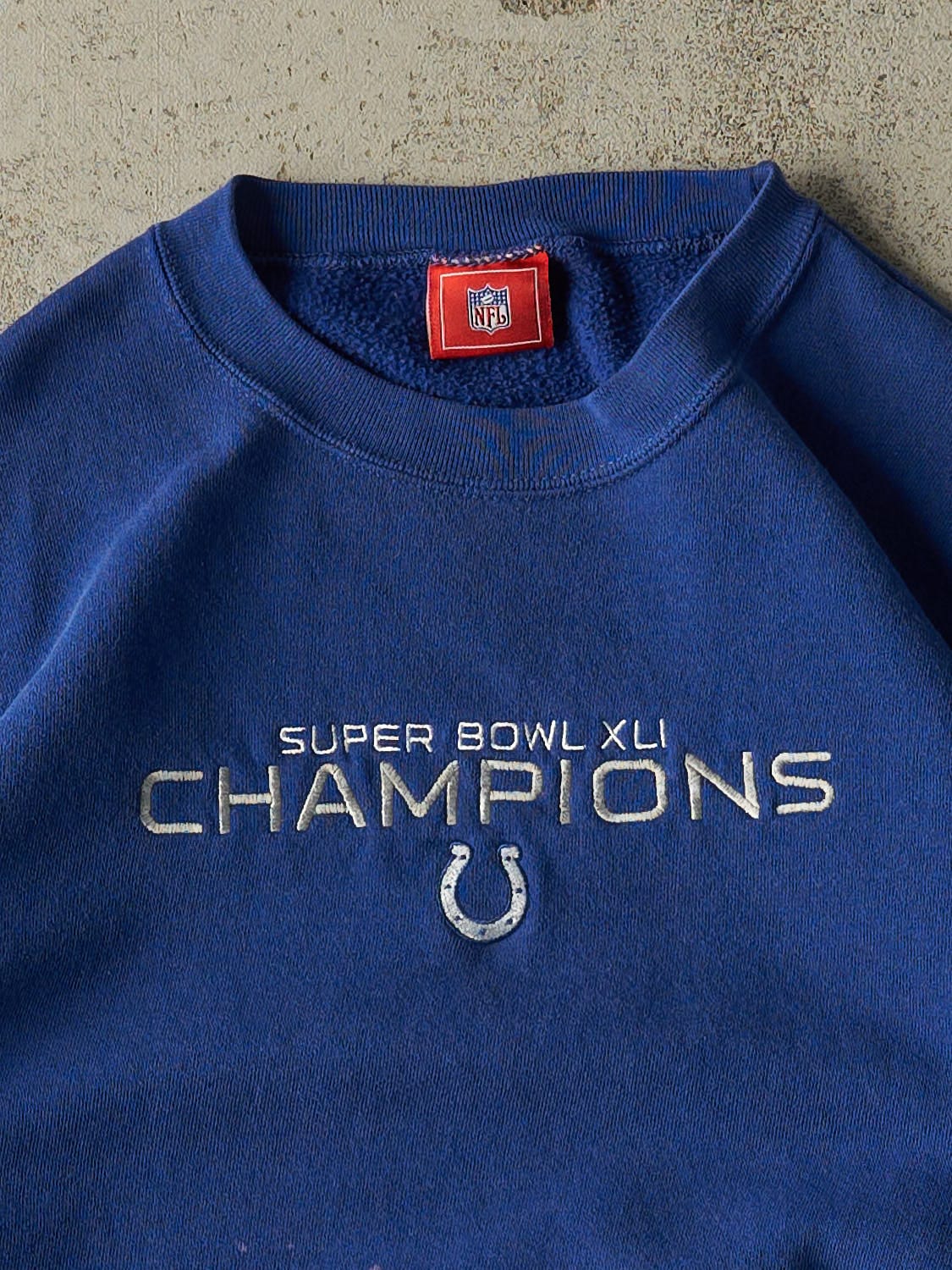 Vintage 07' Blue Indianapolis Colts Super Bowl Champions Crewneck (S/M)