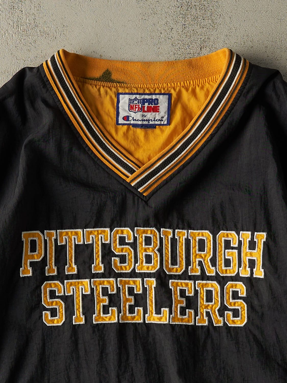 Vintage 90s Black Pittsburgh Steelers Champion Pullover Windbreaker Jacket (XXL/XXXL)