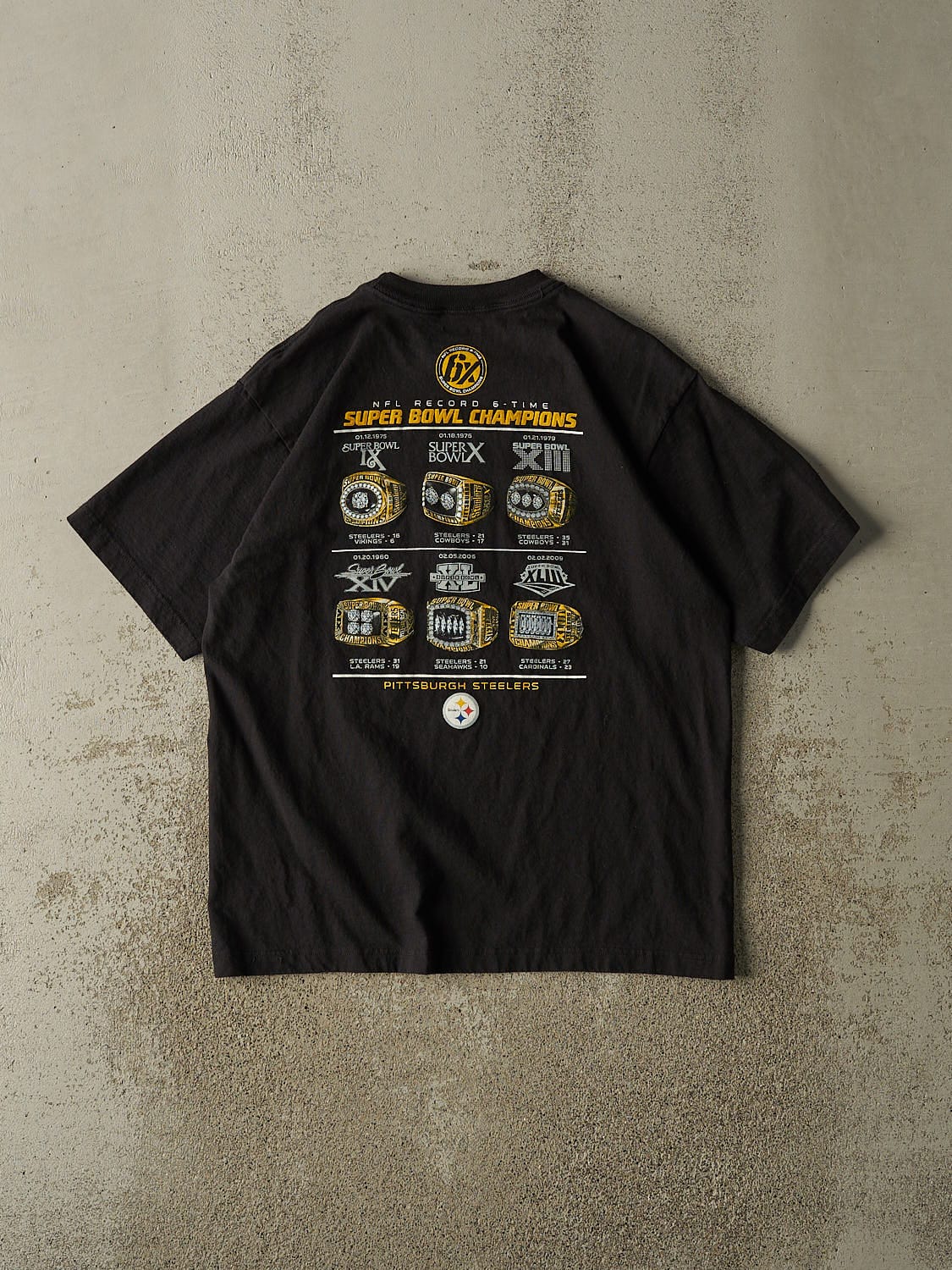 Vintage 09' Black Pittsburgh Steelers 6x Super Bowl Champions Tee (M/L)
