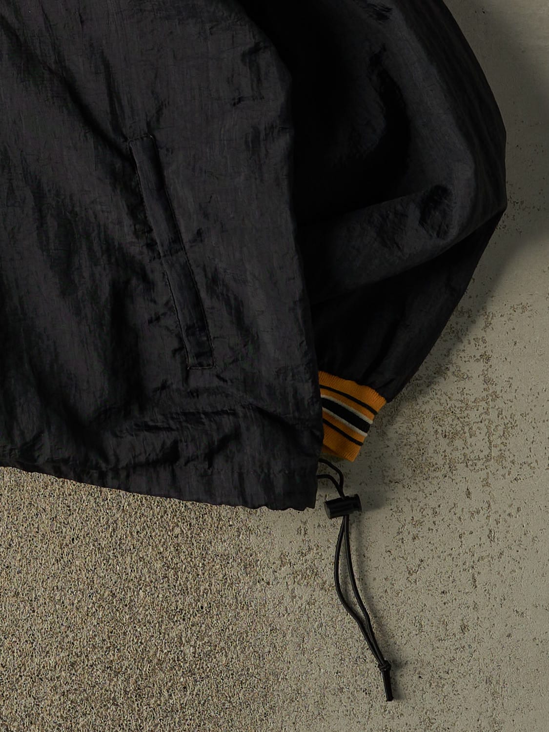 Vintage 90s Black Pittsburgh Steelers Champion Pullover Windbreaker Jacket (XXL/XXXL)