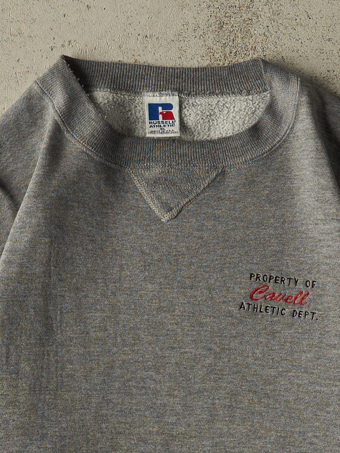 Vintage 90s Grey Russell Athletic Cavell Embroidered Crewneck (L/XL)