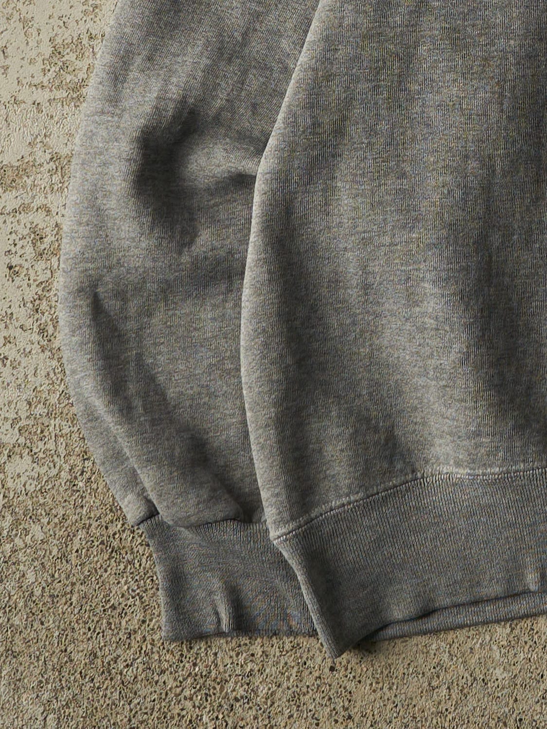 Vintage 90s Grey Russell Athletic Cavell Embroidered Crewneck (L/XL)