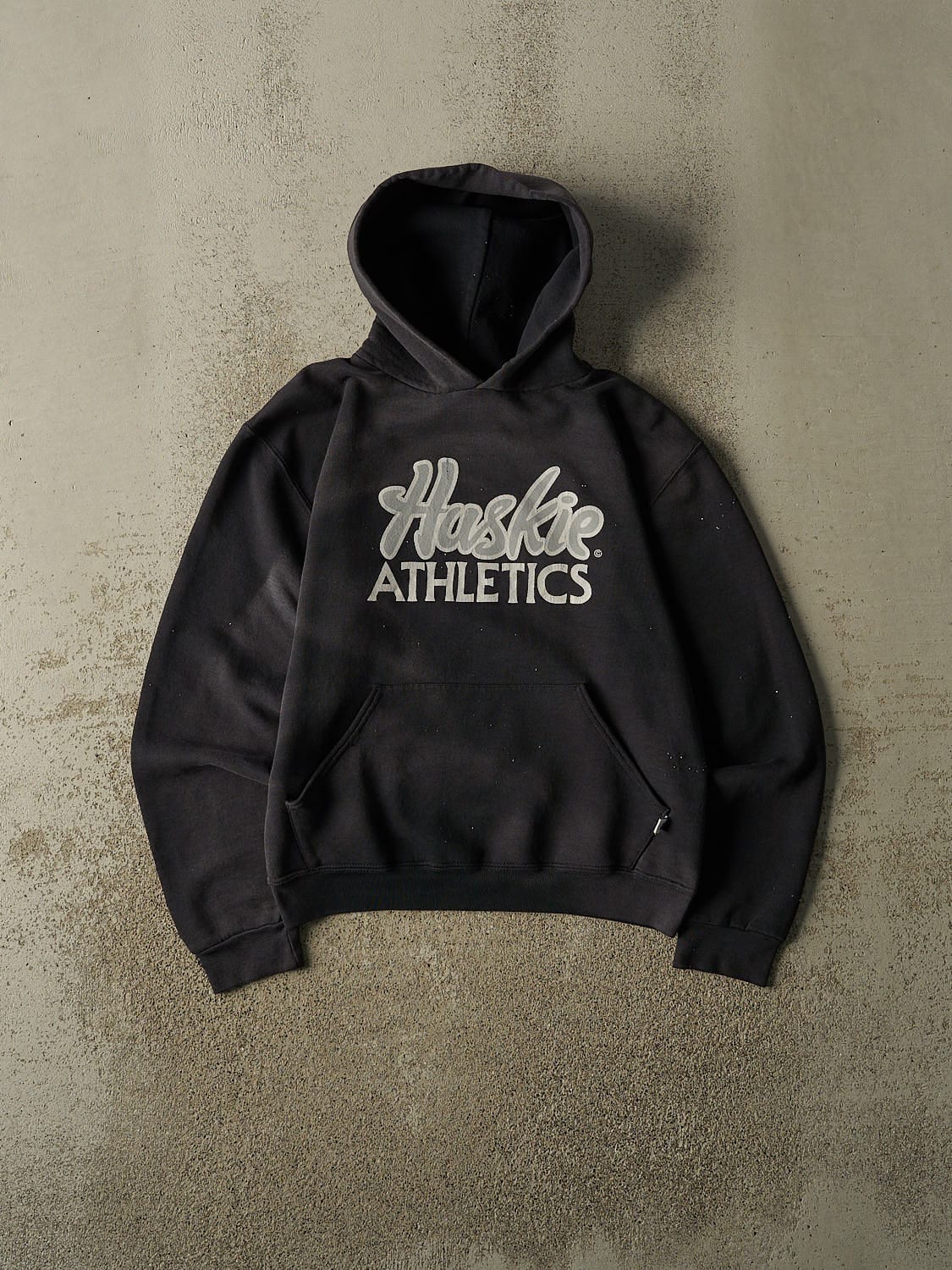 Vintage Y2K Faded Black Russell Athletic Huskie Athletics Hoodie (XS)