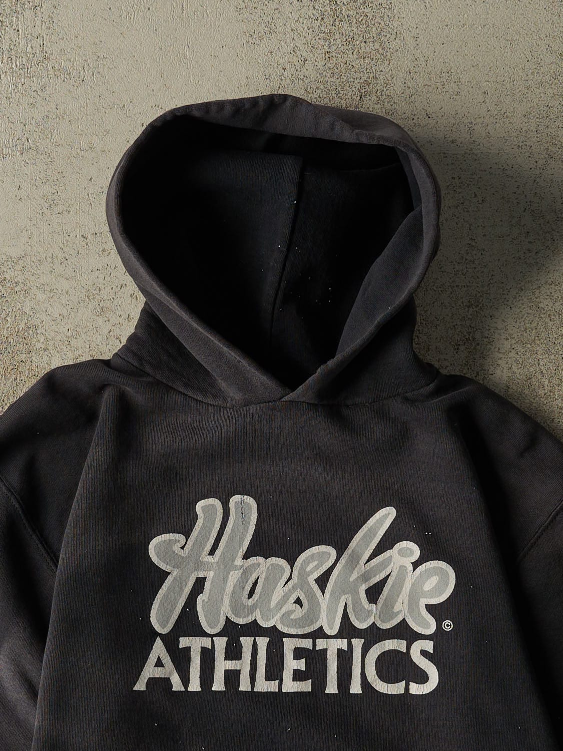 Vintage Y2K Faded Black Russell Athletic Huskie Athletics Hoodie (XS)