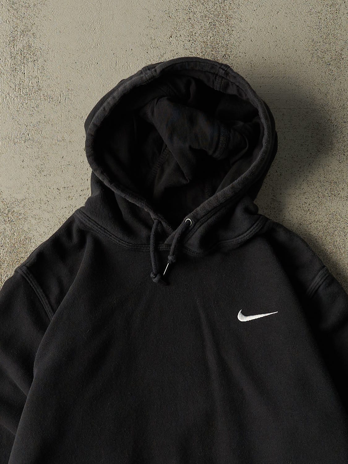 Vintage Y2K Black Nike Embroidered Hoodie (L)