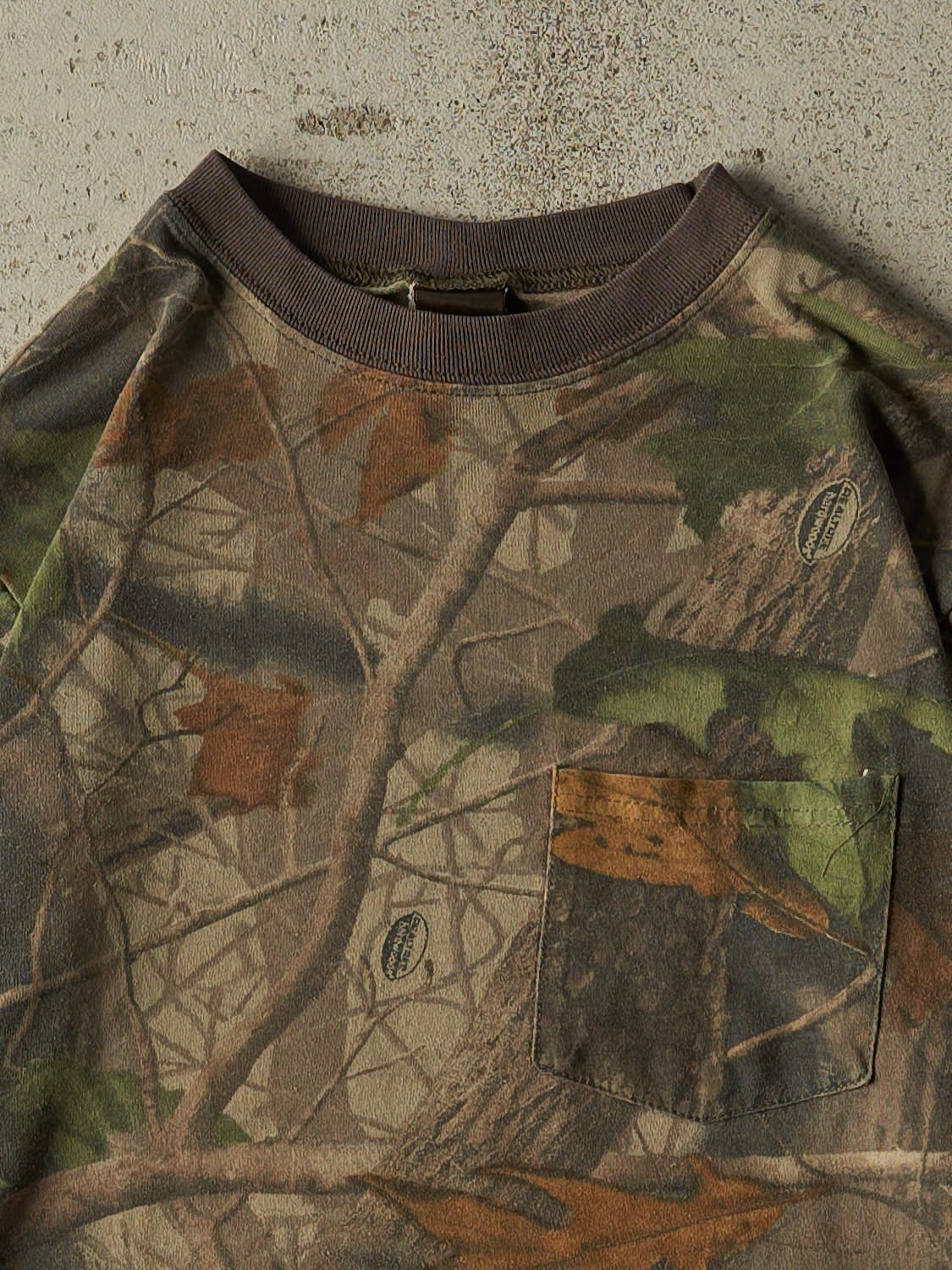 Vintage 90s Camo Realtree Pocket Long Sleeve (S)