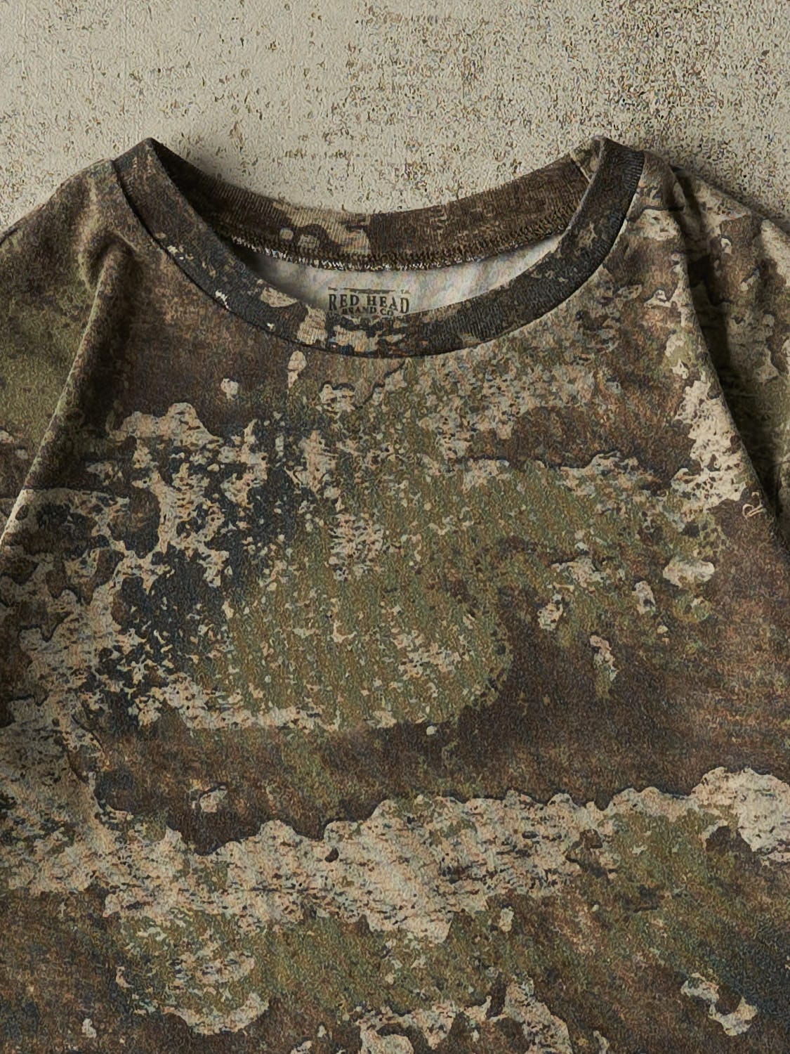 Vintage Y2K Camo Redhead Tee (XS/S)
