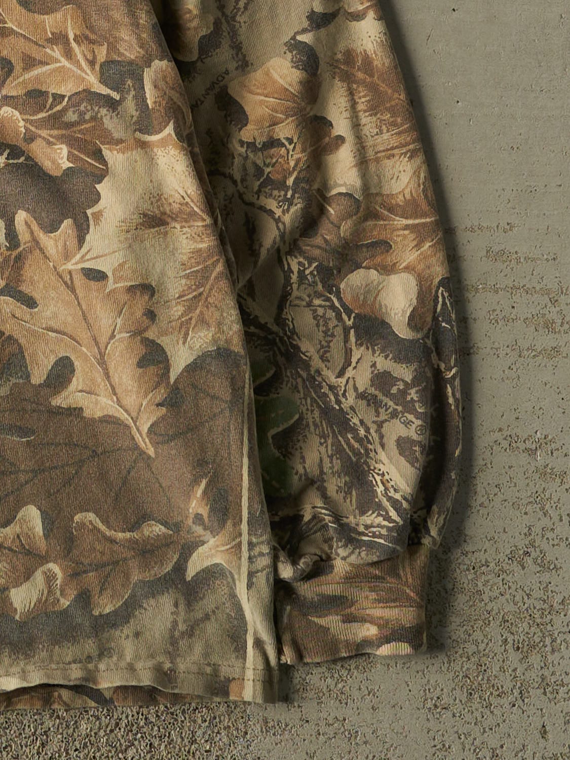 Vintage 90s Camo Advantage Pocket Long Sleeve (L/XL)