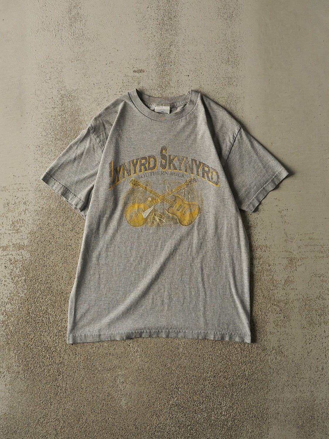 Vintage Y2K Grey Lynyrd Skynyrd Tee (S/M)