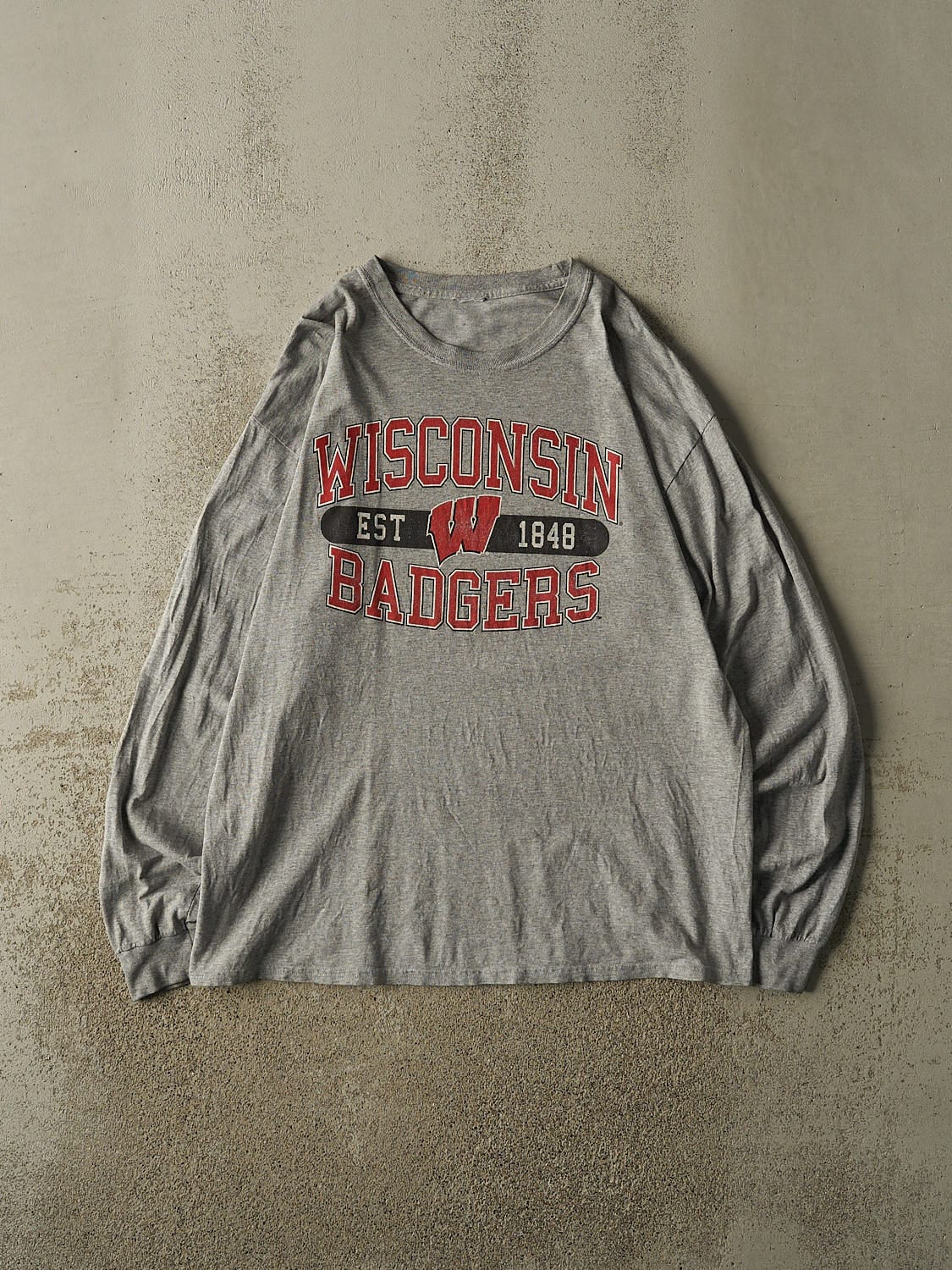 Vintage Y2K Grey University Of Wisconsin Long Sleeve (XL)