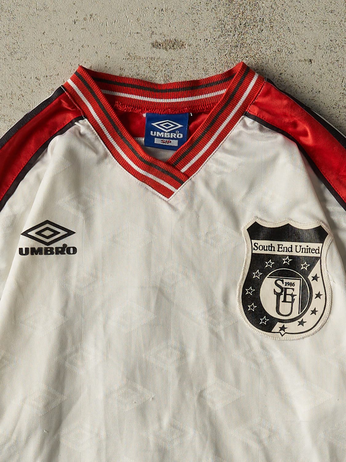 Vintage 90s White Umbro South End United Soccer Jersey (S/M)