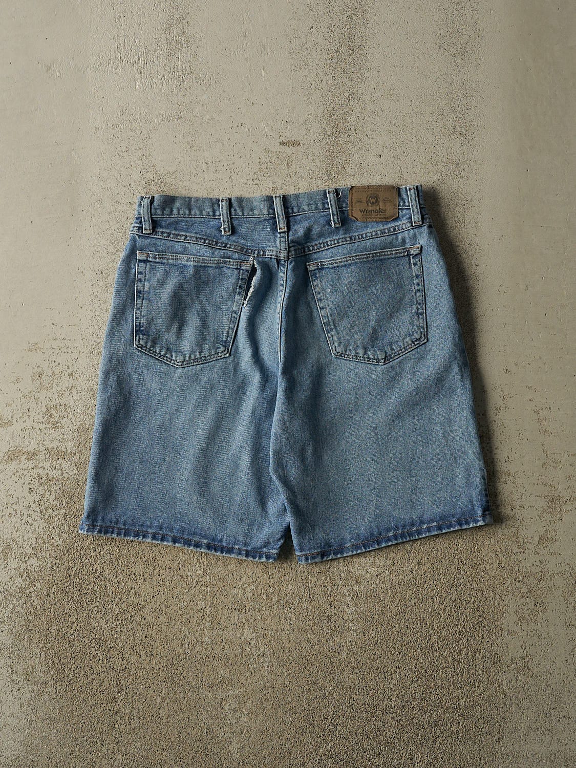 Vintage 90s Mid Wash Wrangler Jean Shorts (33x9.5)