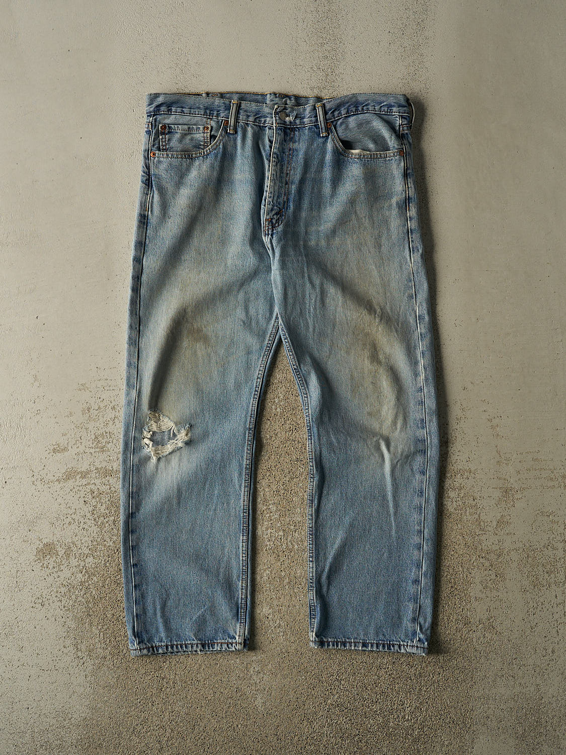 Vintage Y2K Mid Wash Levi's 505 Jeans (38x29)