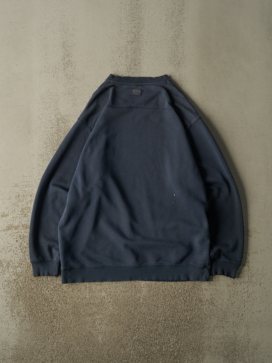 Vintage 90s Navy Blue Columbia Embroidered Crewneck (XL/XXL)