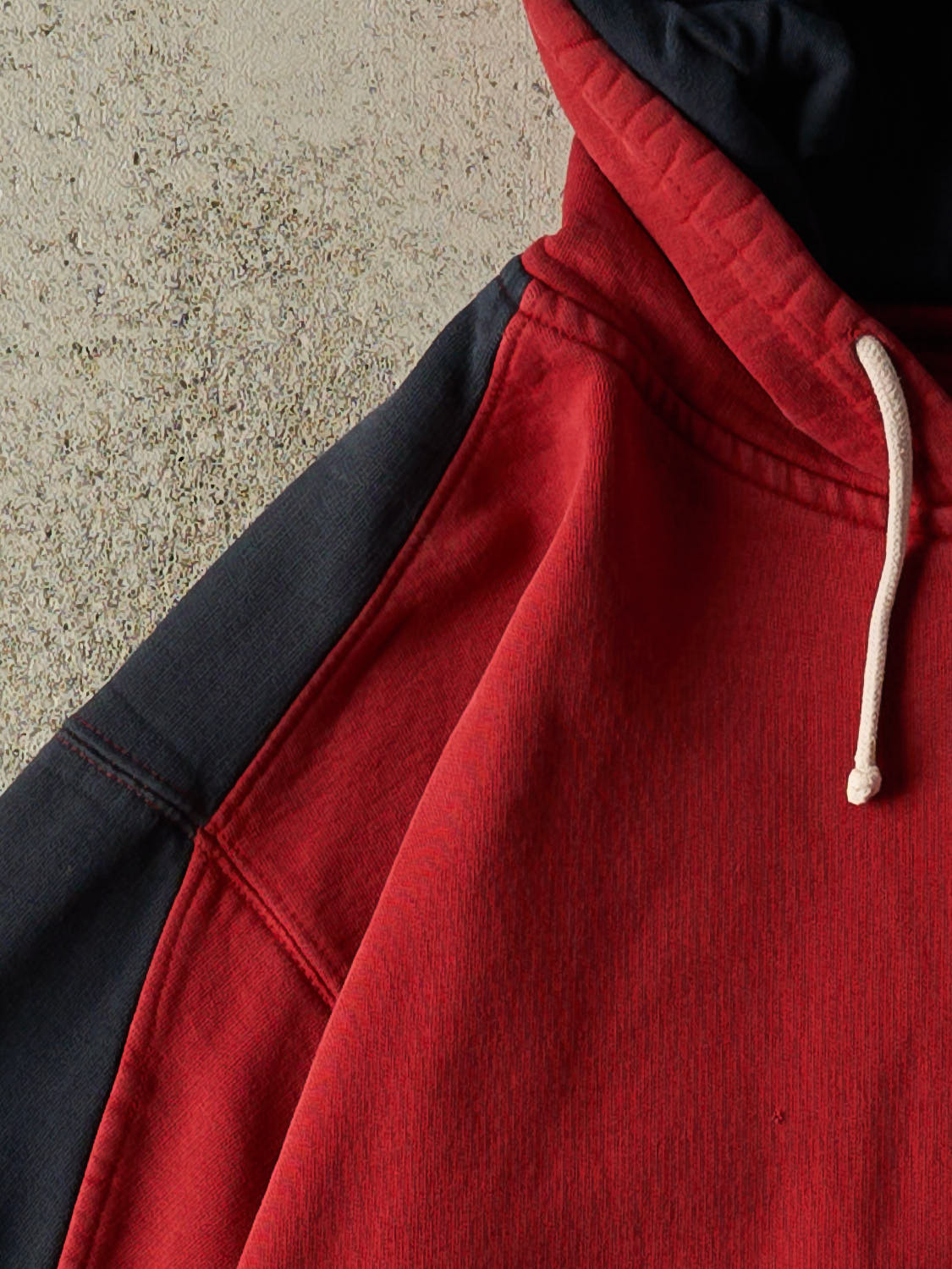 Vintage Y2K Red Point Zero Embroidered Logo Hoodie (L/XL)