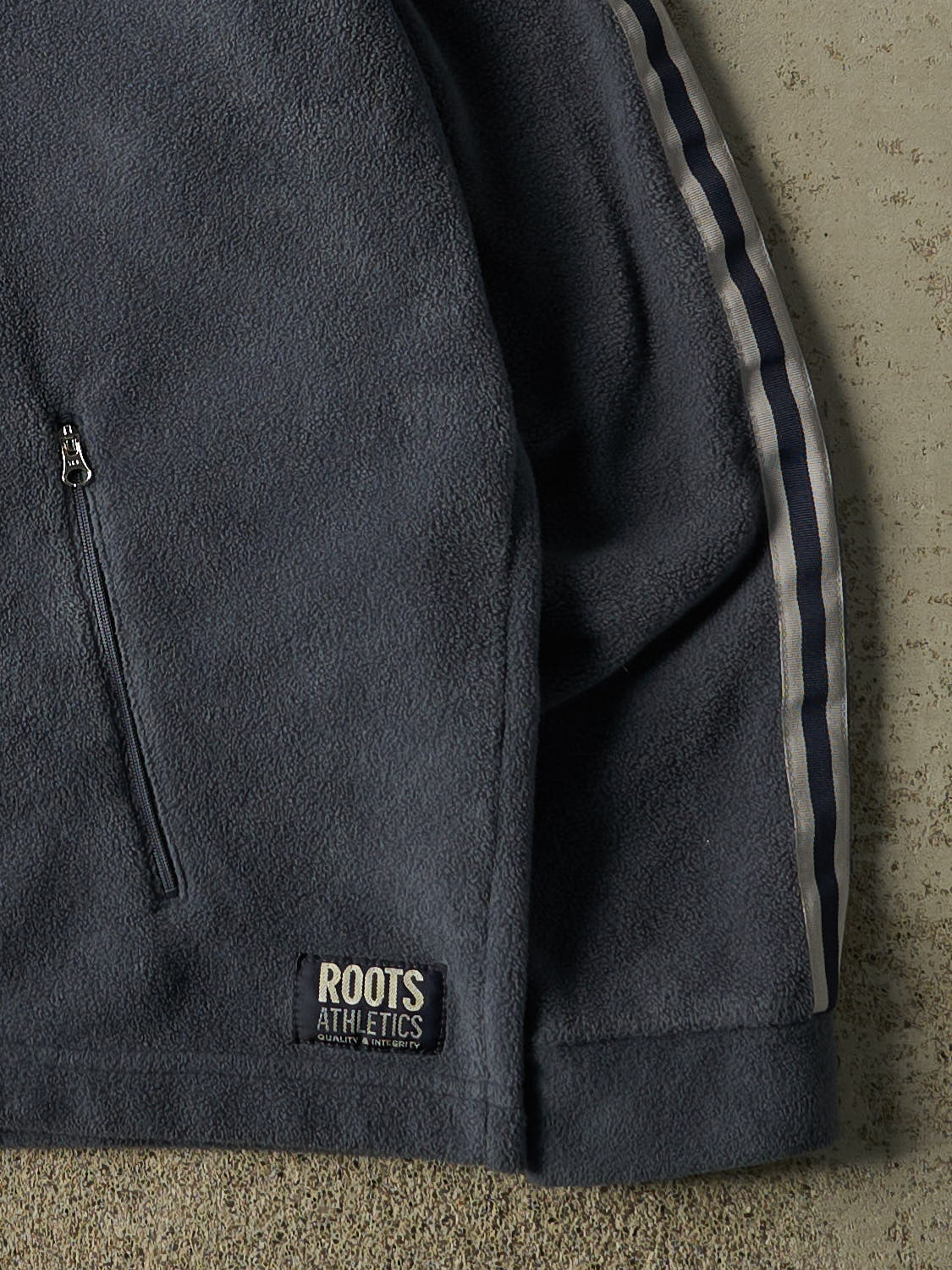 Vintage Y2K Charcoal Grey Roots Quarter Zip Fleece (L)