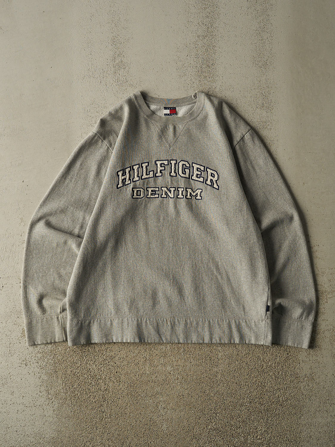 Vintage Y2K Grey Tommy Hilfiger Denim Embroidered Crewneck (XL)