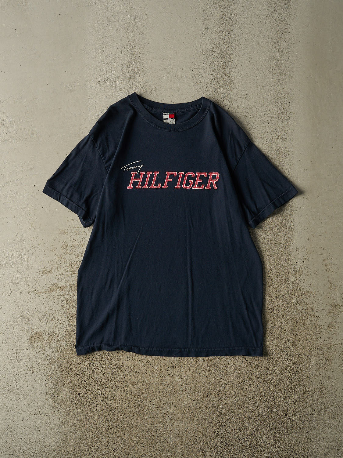 Vintage Y2K Navy Blue Tommy Hilfiger Logo Tee (L/XL)