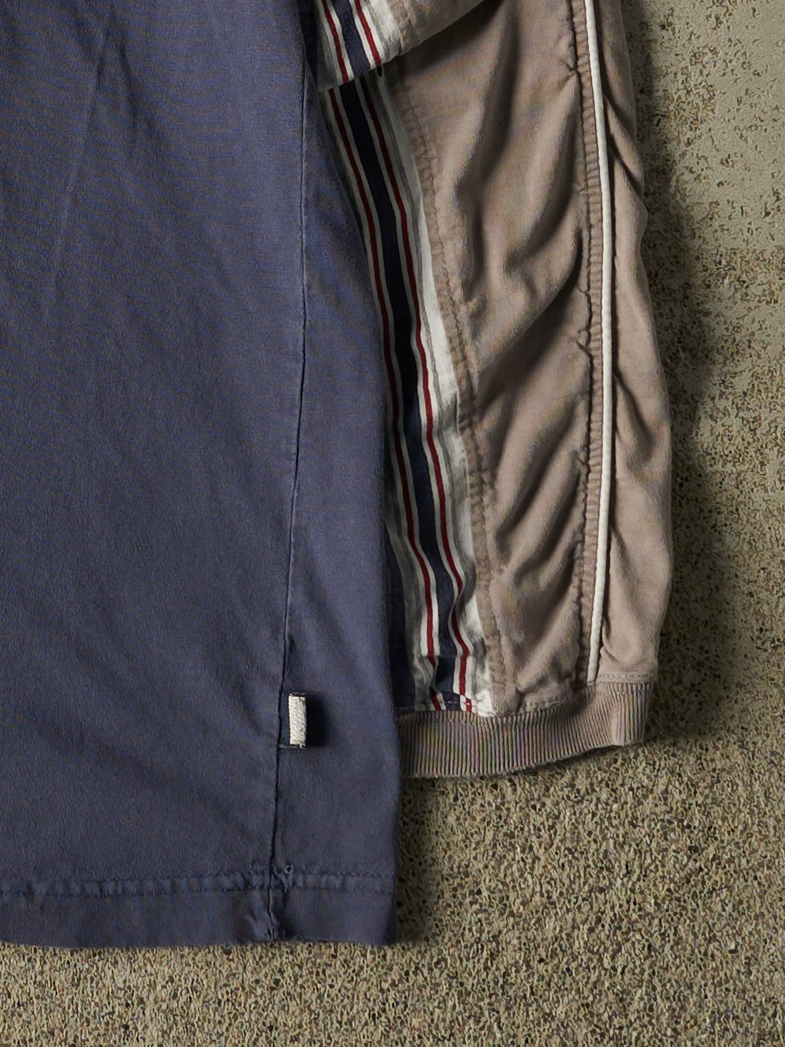 Vintage Y2K Navy Blue Point Zero Striped Long Sleeve (M/L)